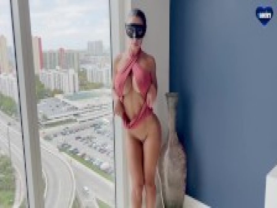 Dövmeli seksi kızlar grup sex
